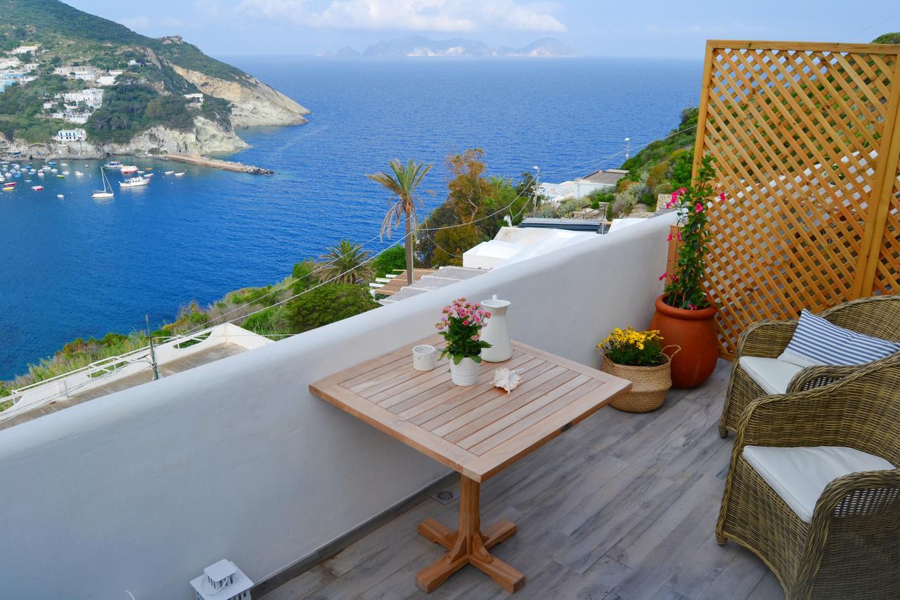 Maridea Casa Vacanza- Le Alcove Sul Mare Suites ポンツァ エクステリア 写真