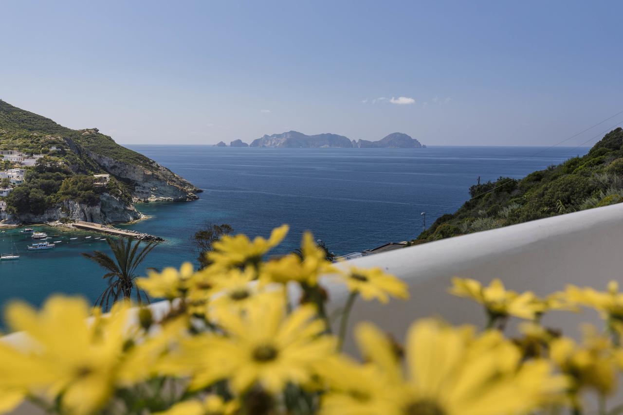 Maridea Casa Vacanza- Le Alcove Sul Mare Suites ポンツァ エクステリア 写真